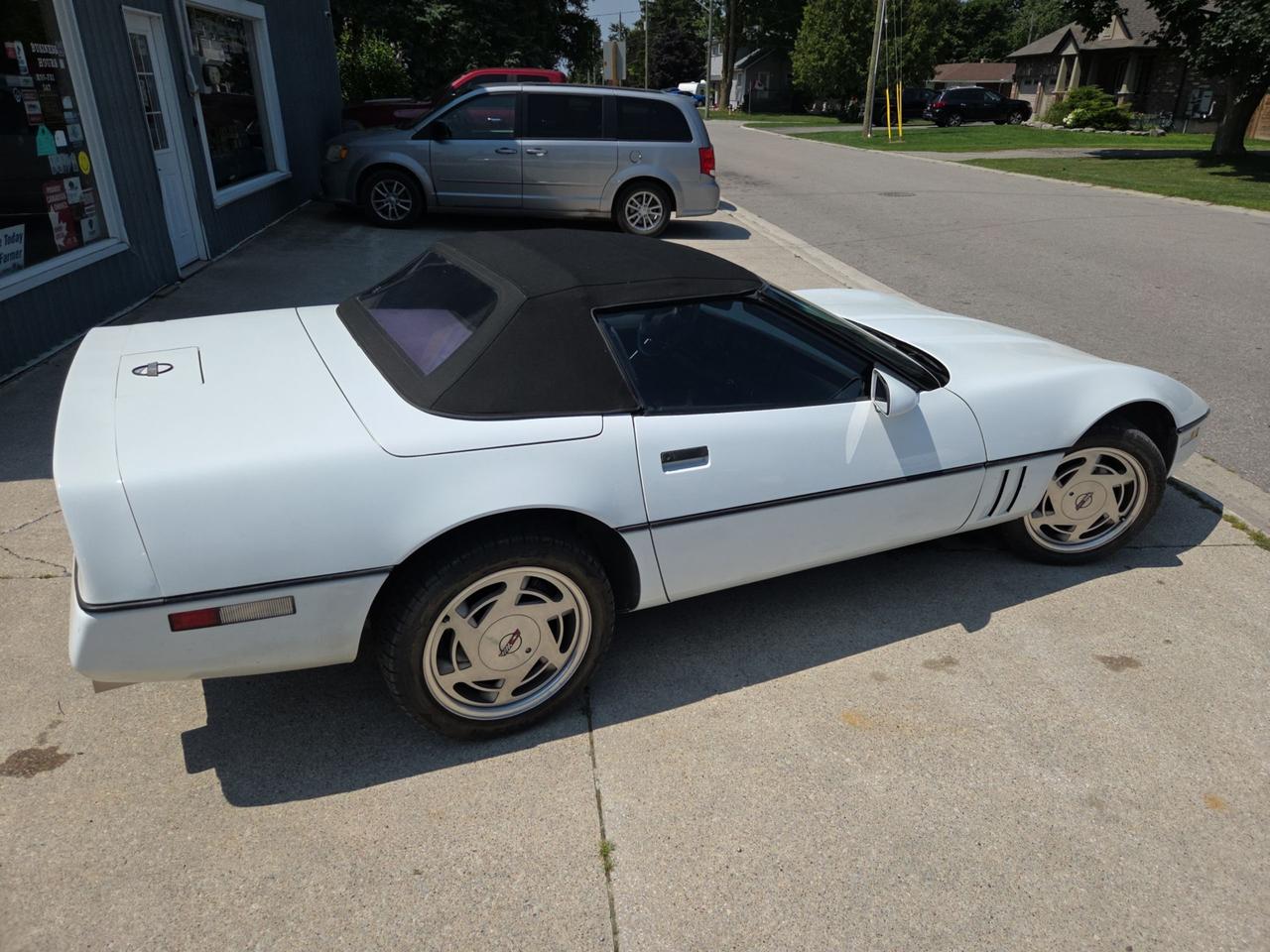 1989 Chevrolet Corvette  Photo3