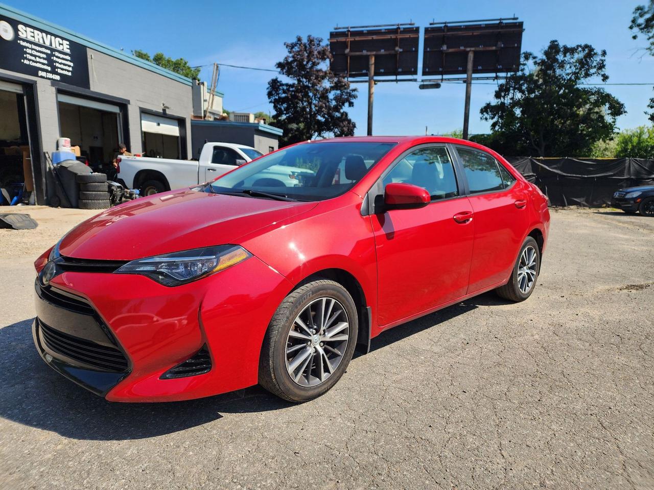 Used 2017 Toyota Corolla LE l Clean Carfax l No Accidents l Good Condition for sale in Kitchener, ON