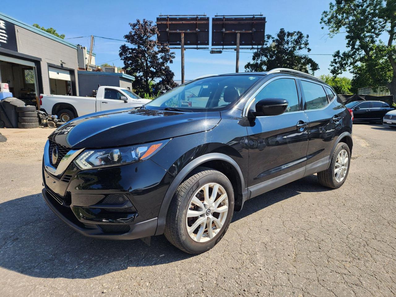 Used 2020 Nissan Qashqai SV l Clean Carfax l No Accidents l Good Condition for sale in Kitchener, ON