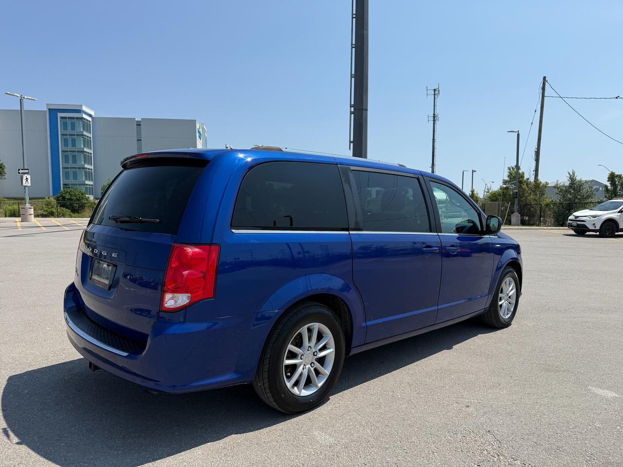 2020 Dodge Grand Caravan Premium Plus*CERTIFIED*LEATHER*LOADED* Photo4