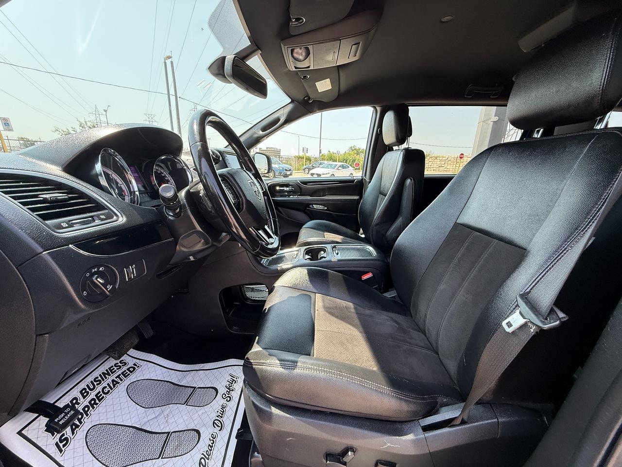2020 Dodge Grand Caravan Premium Plus*CERTIFIED*LEATHER*LOADED* Photo