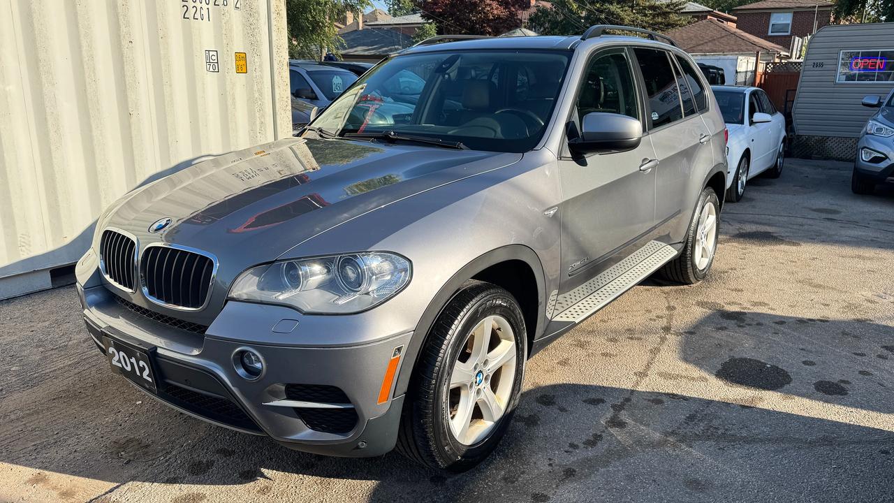 2012 BMW X5 35i Photo