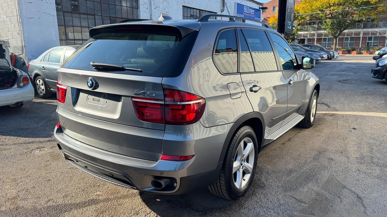 2012 BMW X5 35i Photo