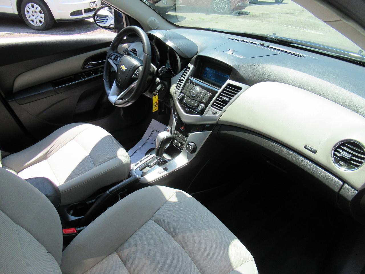 2013 Chevrolet Cruze LT Turbo Photo