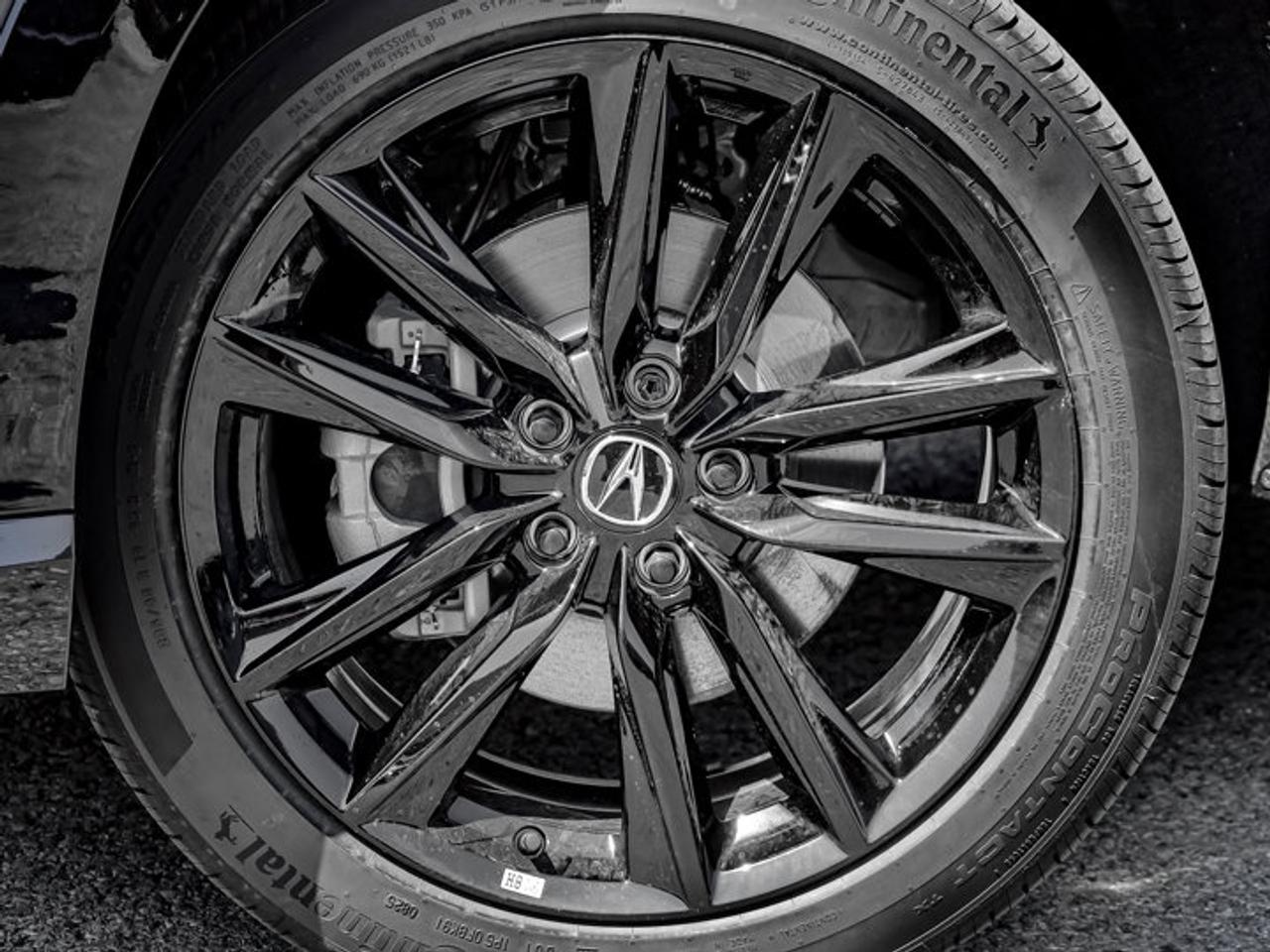 2026 Acura ADX Platinum Elite A-Spec Photo