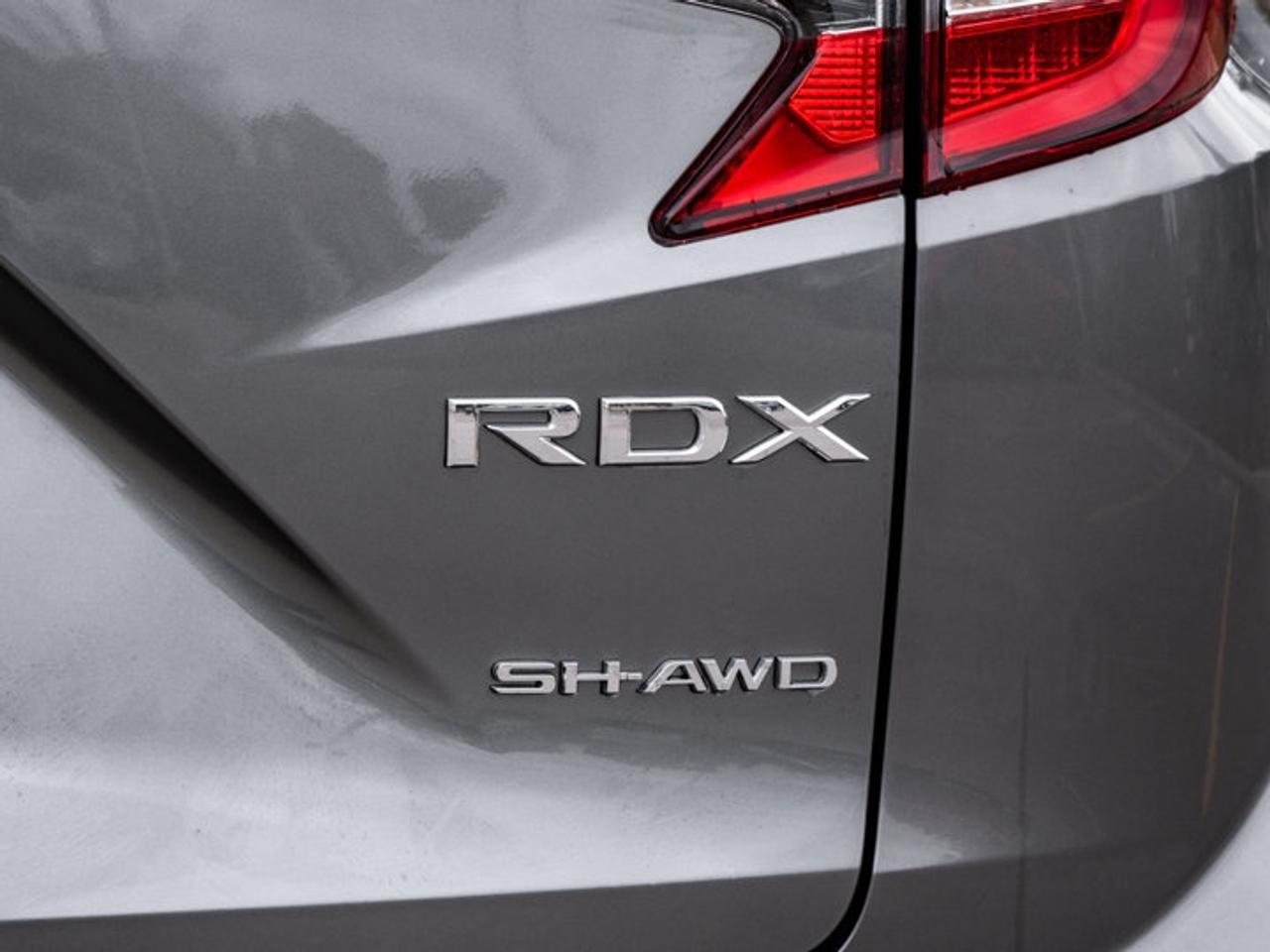 2026 Acura RDX Platinum Elite A-Spec Photo