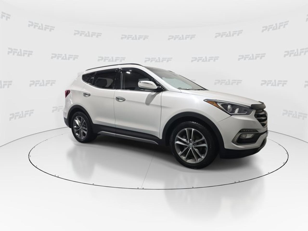 2017 Hyundai Santa Fe Sport 2.0T Photo