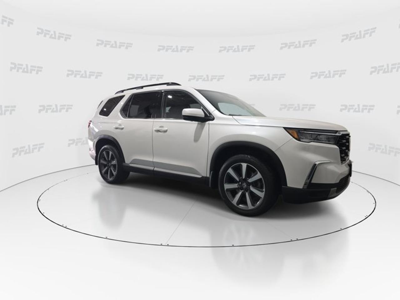 2025 Honda Pilot Touring Photo