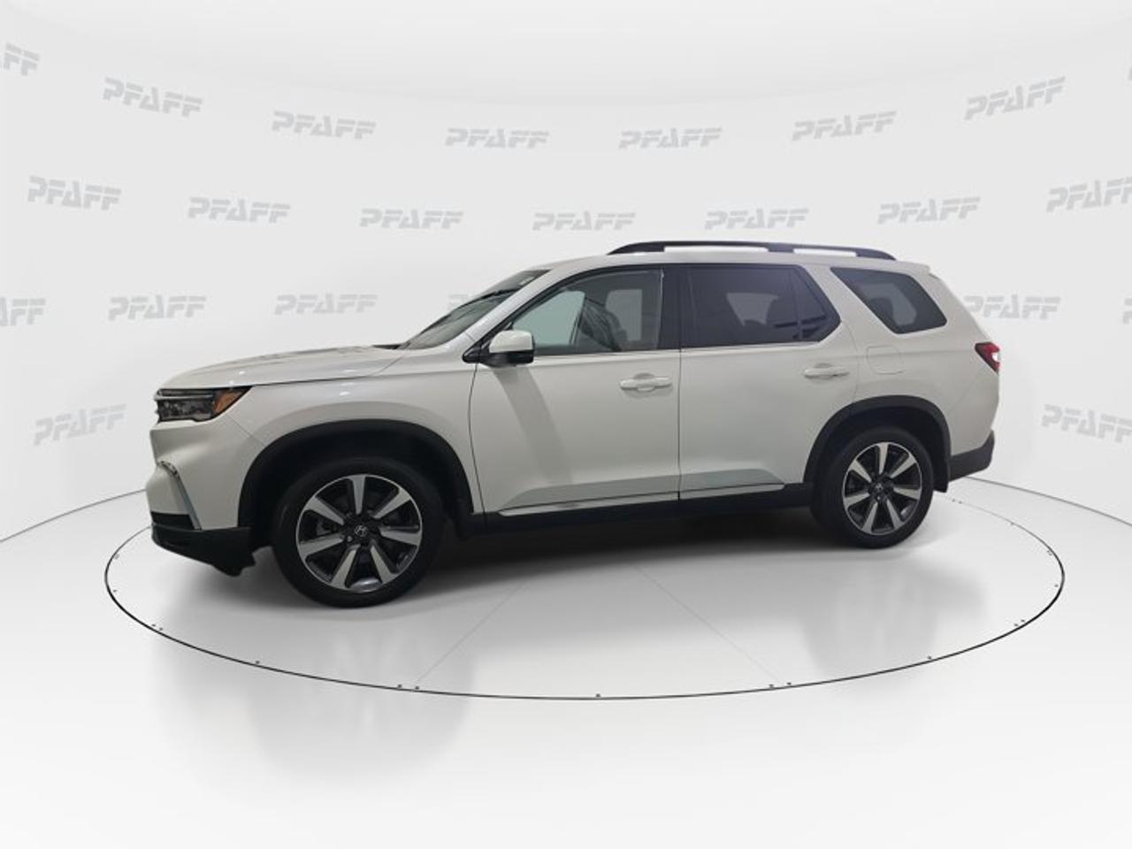 2025 Honda Pilot Touring Photo