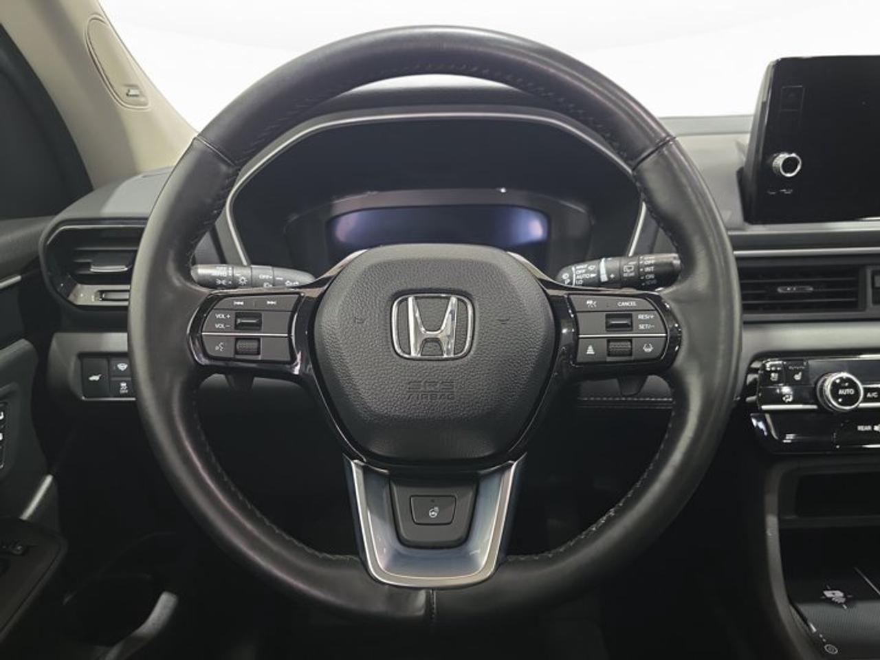 2025 Honda Pilot Touring Photo
