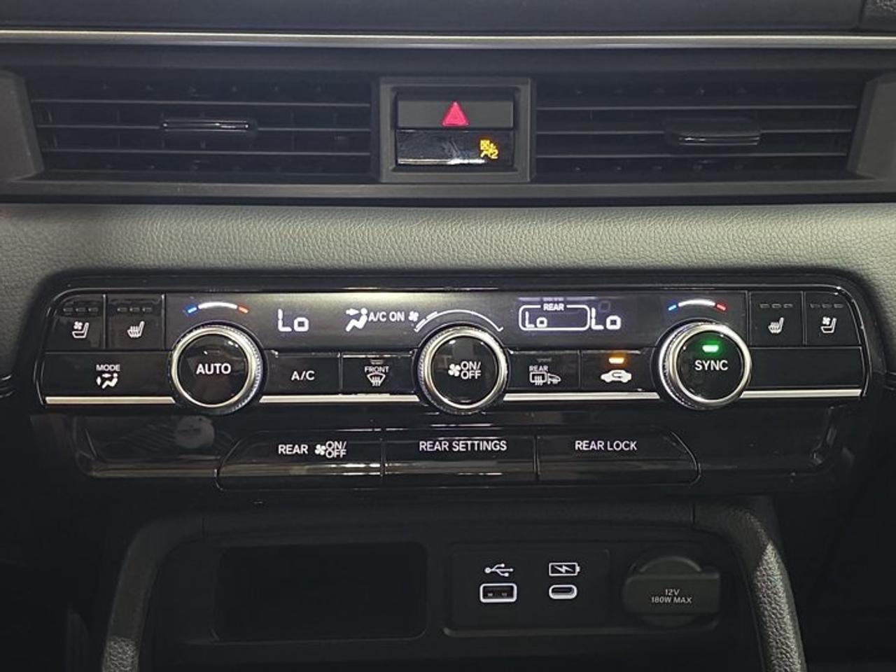 2025 Honda Pilot Touring Photo
