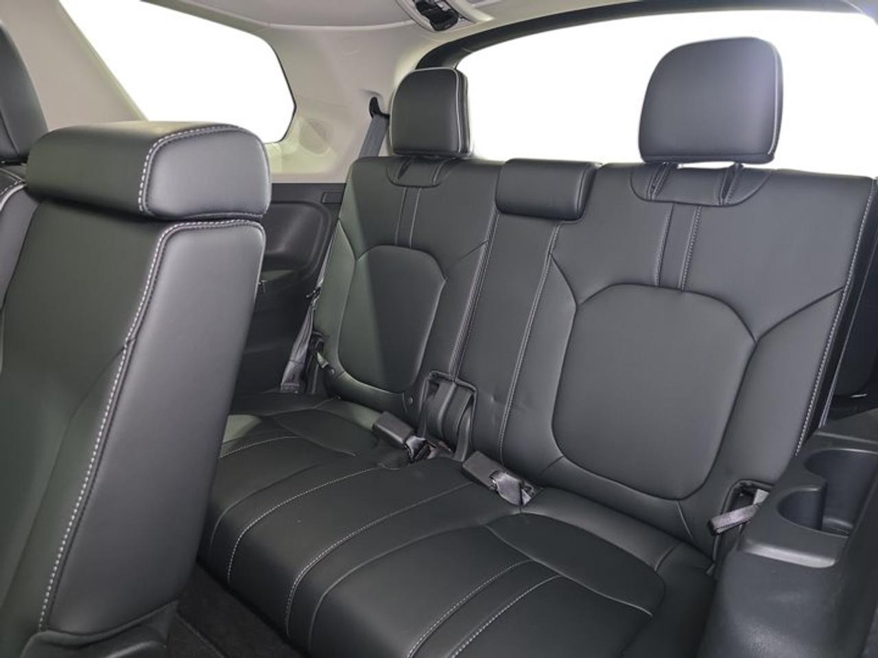 2025 Honda Pilot Touring Photo