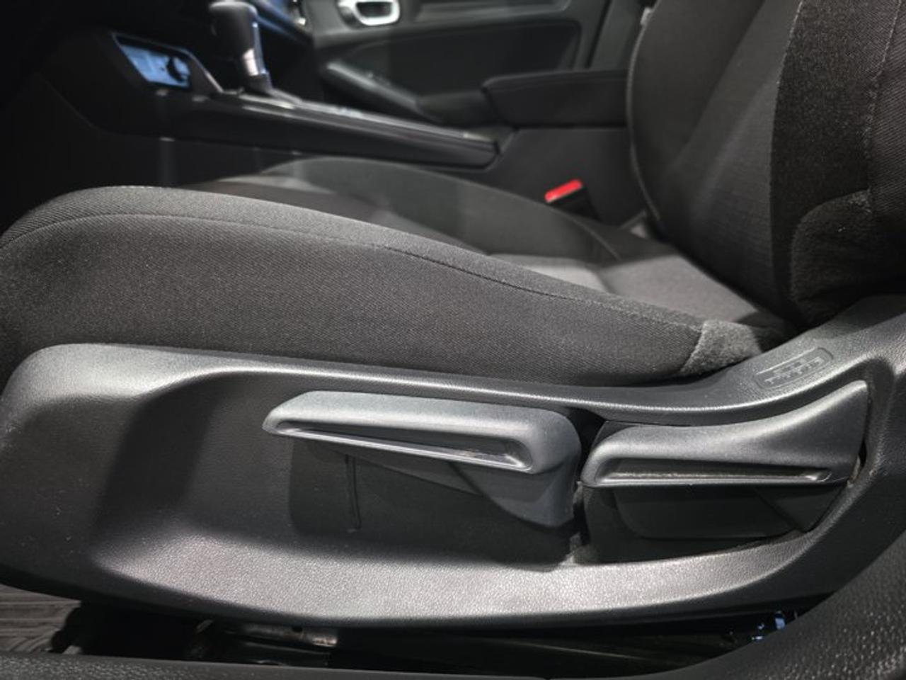 2024 Honda Civic LX Photo