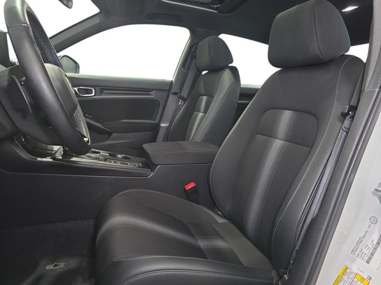 2023 Honda Civic Sport Photo