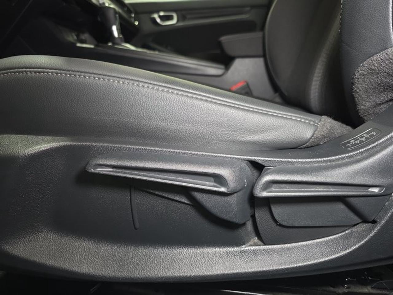 2023 Honda Civic Sport Photo