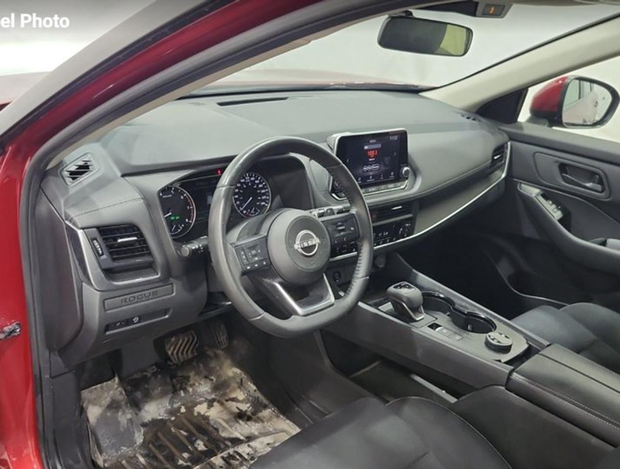 2024 Nissan Rogue S AWD | Heated Wheel + Seats | CarPlay + Android | BSW | FCW | Alloy Wheels | and More ! Photo