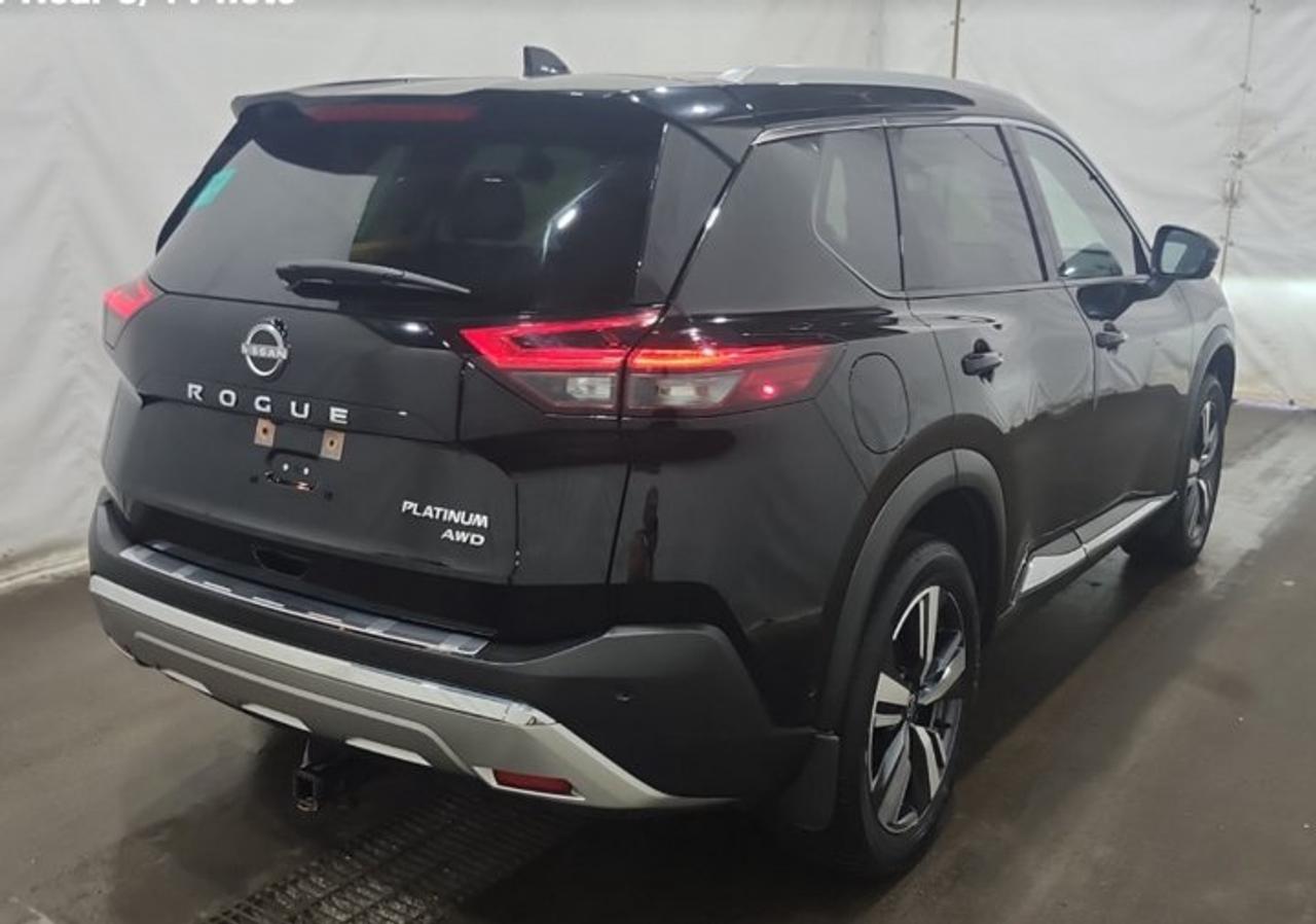 2023 Nissan Rogue Platinum AWD | Leather | Sunroof | Nav | HUD | Bose | Heated Wheel + Seats | 360 Camera | and More ! Photo