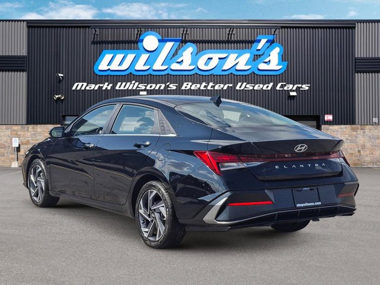 2025 Hyundai Elantra Luxury | Leather | Sunroof | Heated Seats + Steering | Remote Start | Adaptive Cruise | and More! Photo