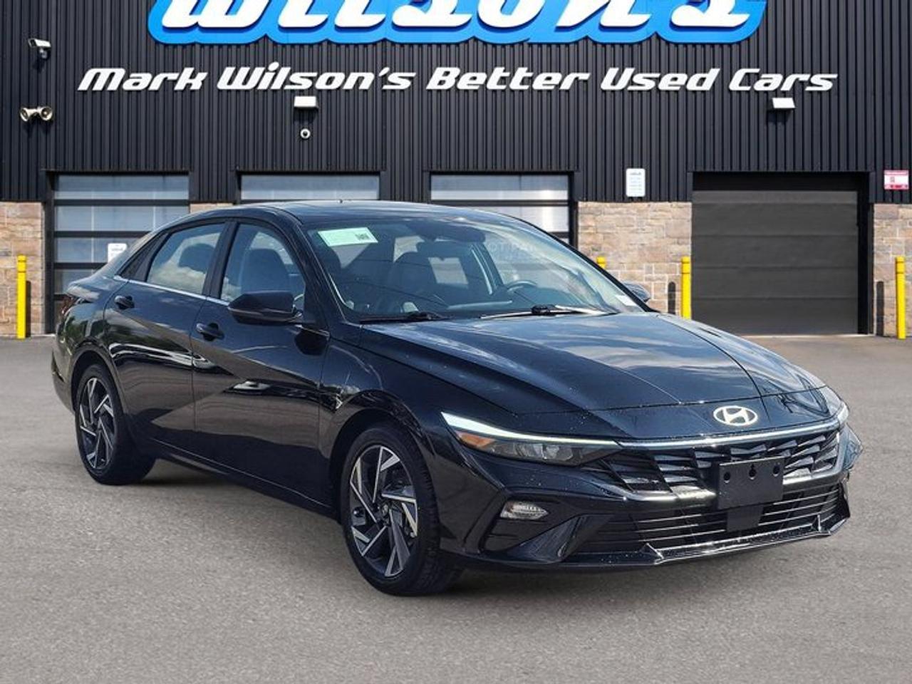 2025 Hyundai Elantra Luxury | Leather | Sunroof | Heated Seats + Steering | Remote Start | Adaptive Cruise | and More! Photo