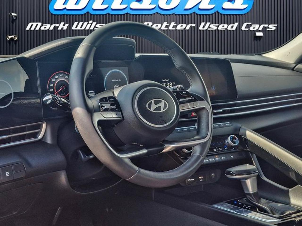 2025 Hyundai Elantra Luxury | Leather | Sunroof | Heated Seats + Steering | Remote Start | Adaptive Cruise | and More! Photo