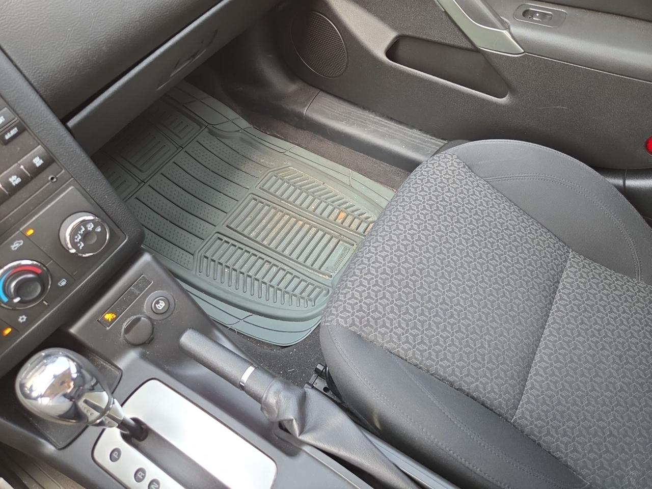 2009 Pontiac G6 SE Photo