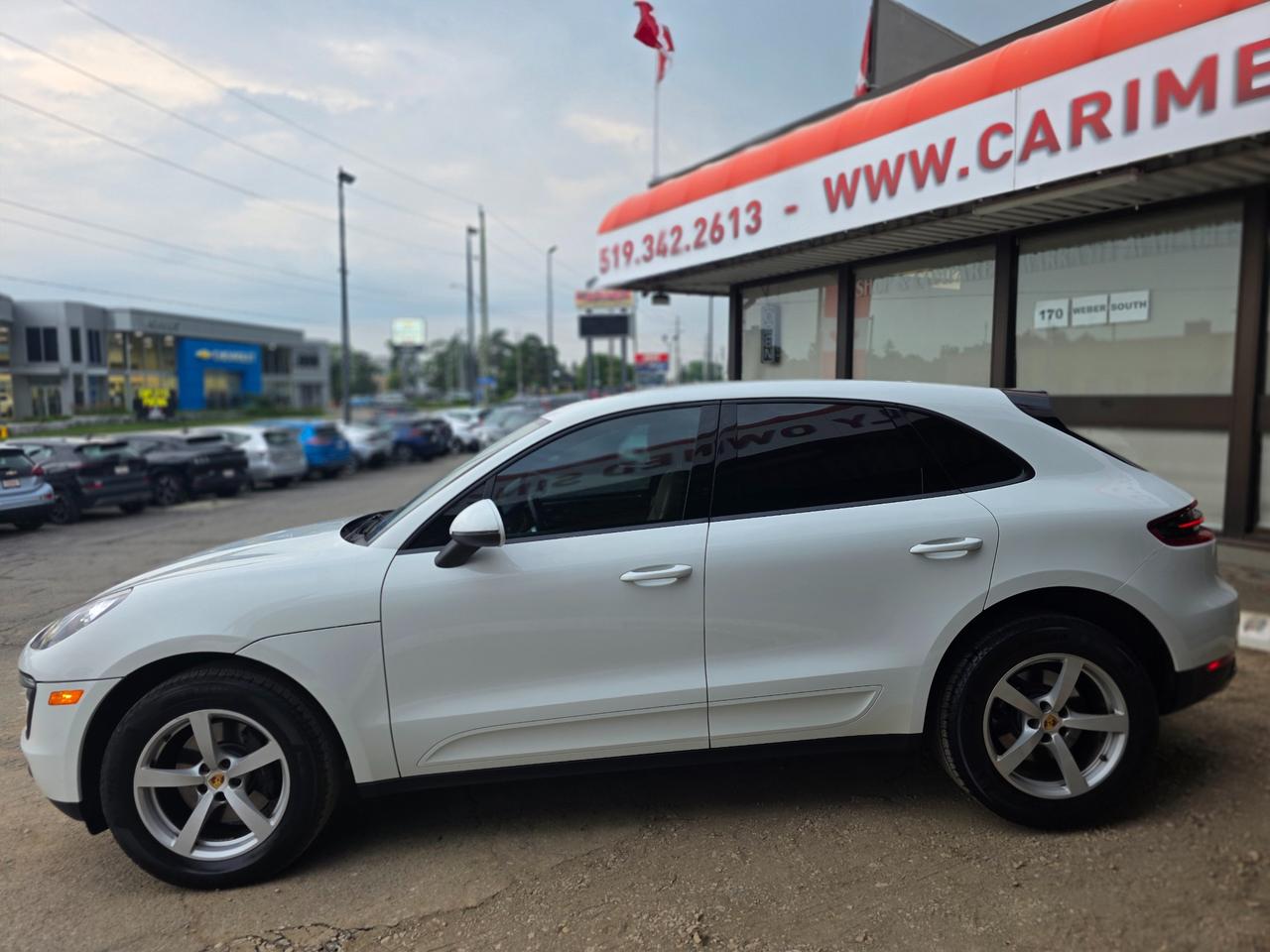 2018 Porsche Macan Sport Edition Low Mileage | Extra Clean! | NAVI | BOSE | Pano Roof Photo1