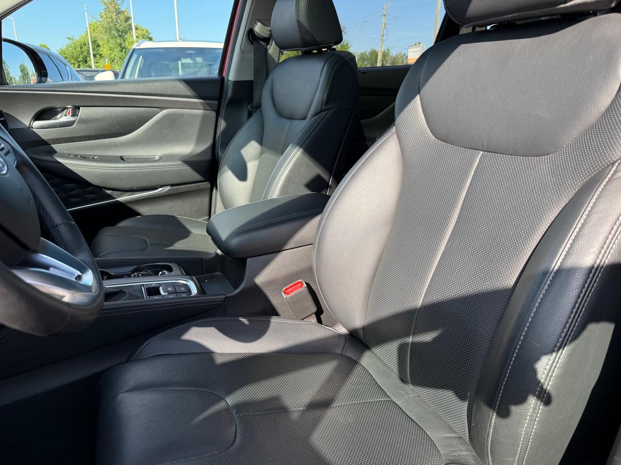 2020 Hyundai Santa Fe Luxury 2.0 Pano Roof! Leather! CarPlay! Photo