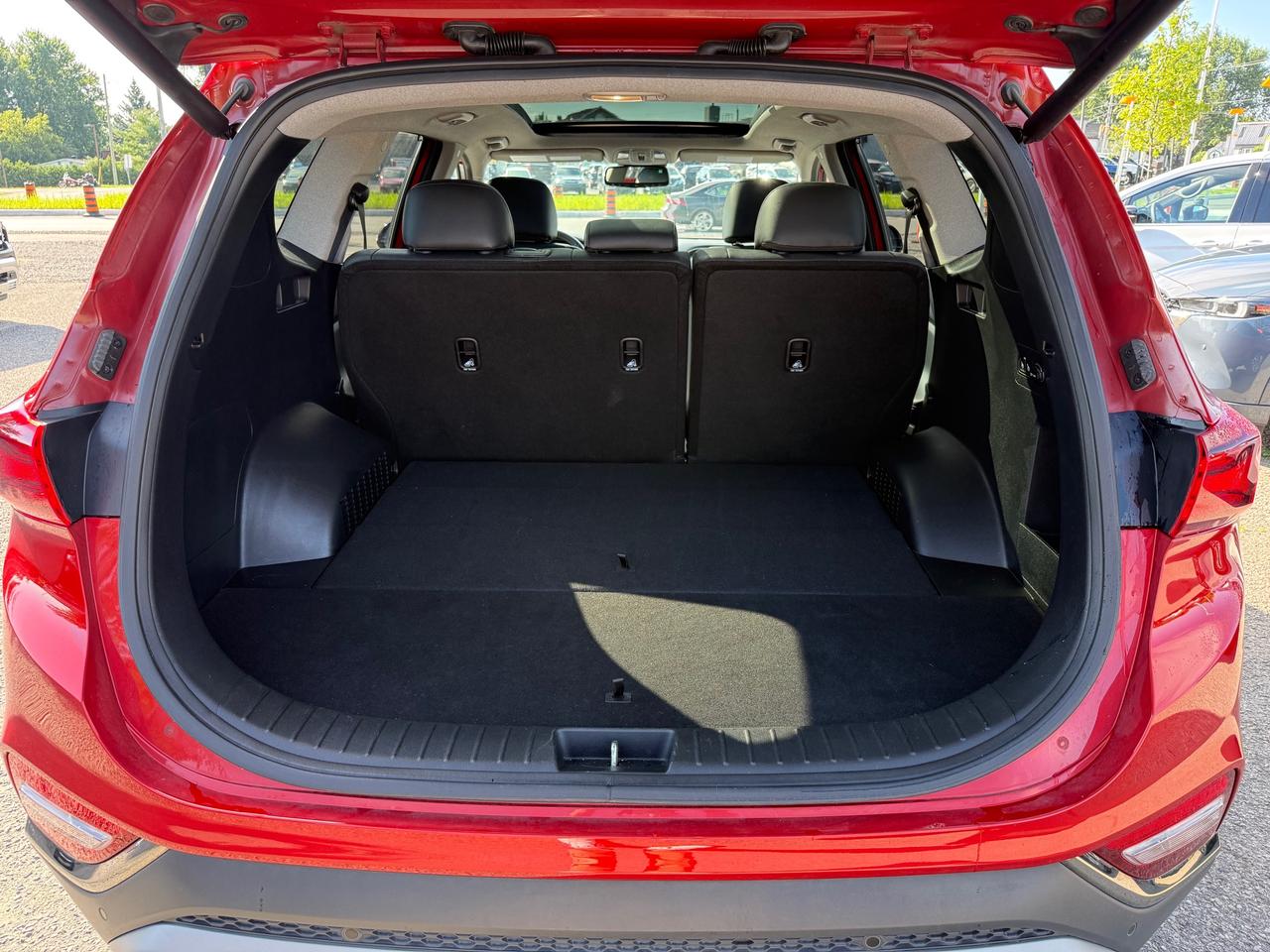 2020 Hyundai Santa Fe Luxury 2.0 Pano Roof! Leather! CarPlay! Photo