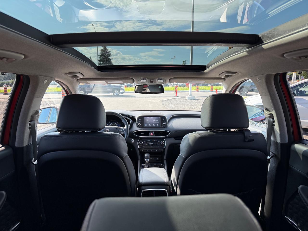 2020 Hyundai Santa Fe Luxury 2.0 Pano Roof! Leather! CarPlay! Photo