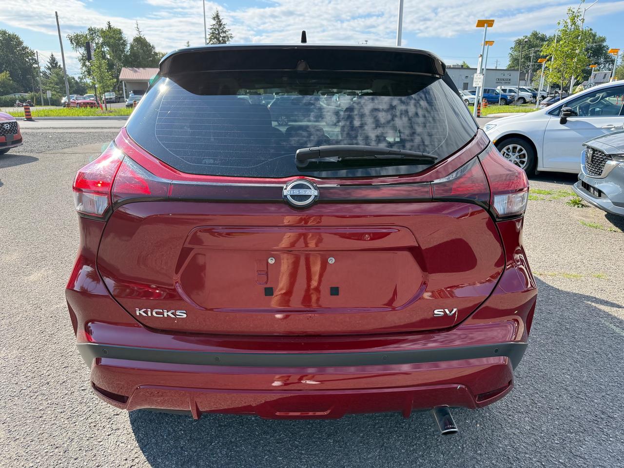 2022 Nissan Kicks SV Heated Steering and Seats! AutoStart! Photo3