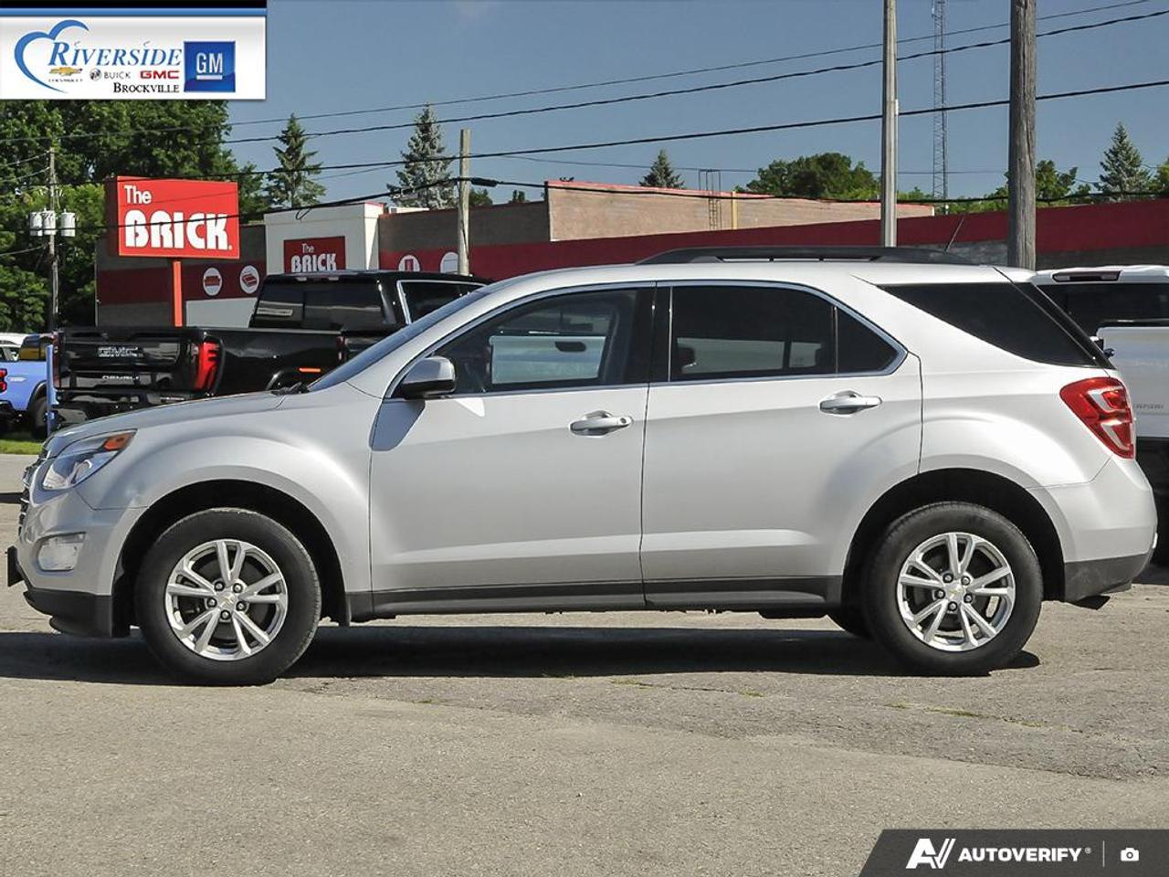 2017 Chevrolet Equinox 1LT Photo2
