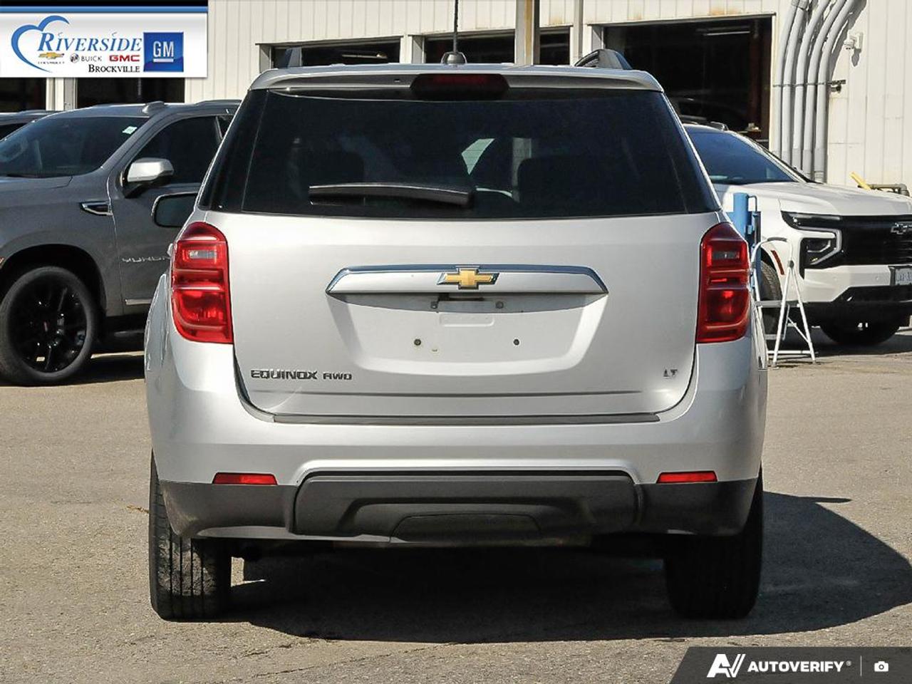 2017 Chevrolet Equinox 1LT Photo4