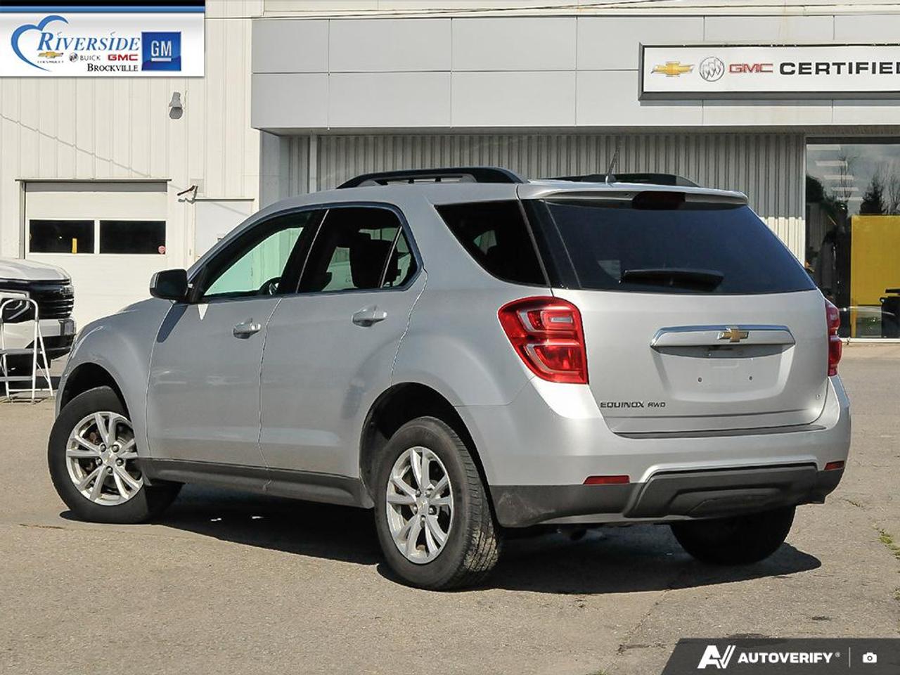 2017 Chevrolet Equinox 1LT Photo3