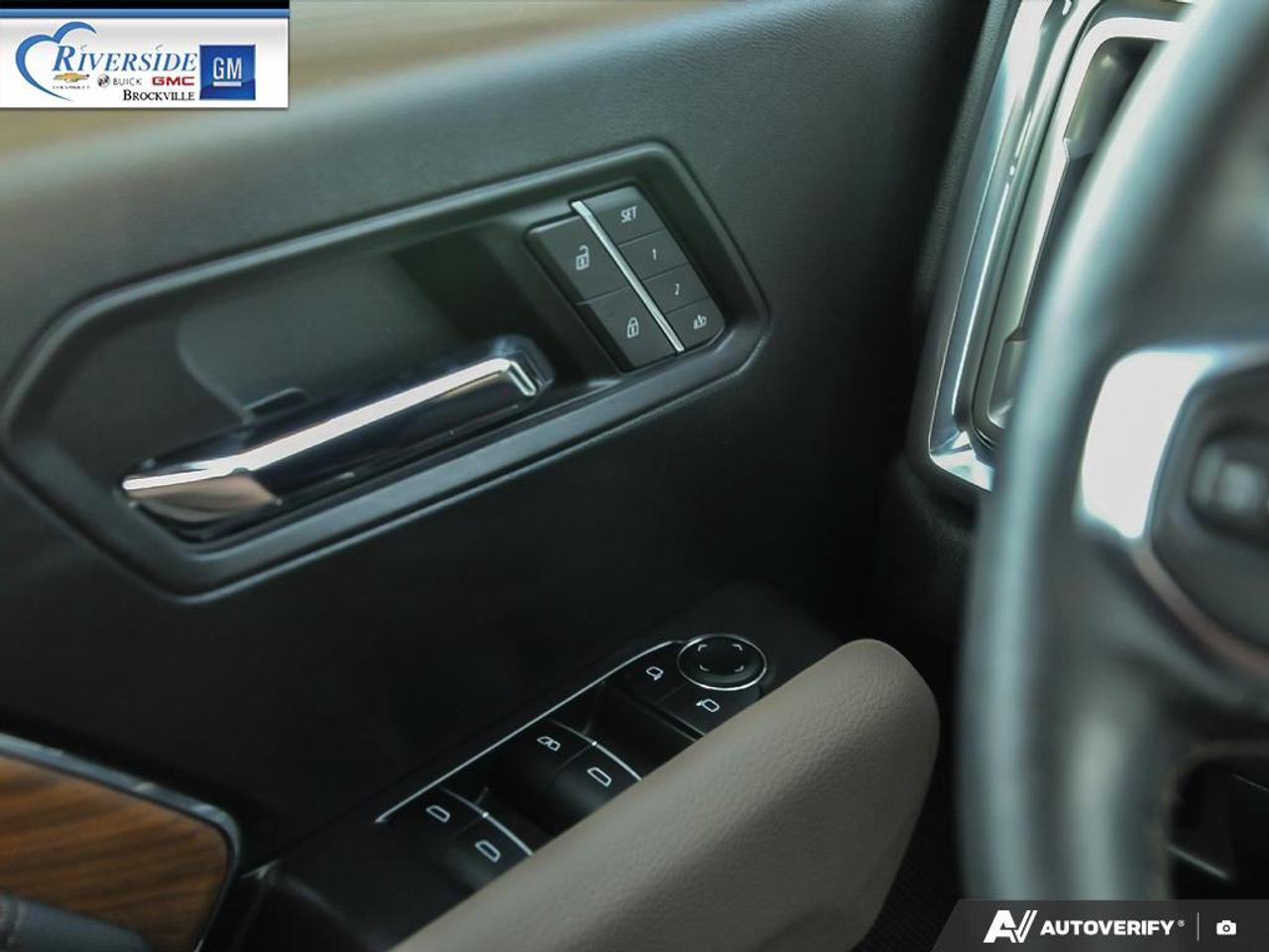 2025 GMC Canyon Denali Photo
