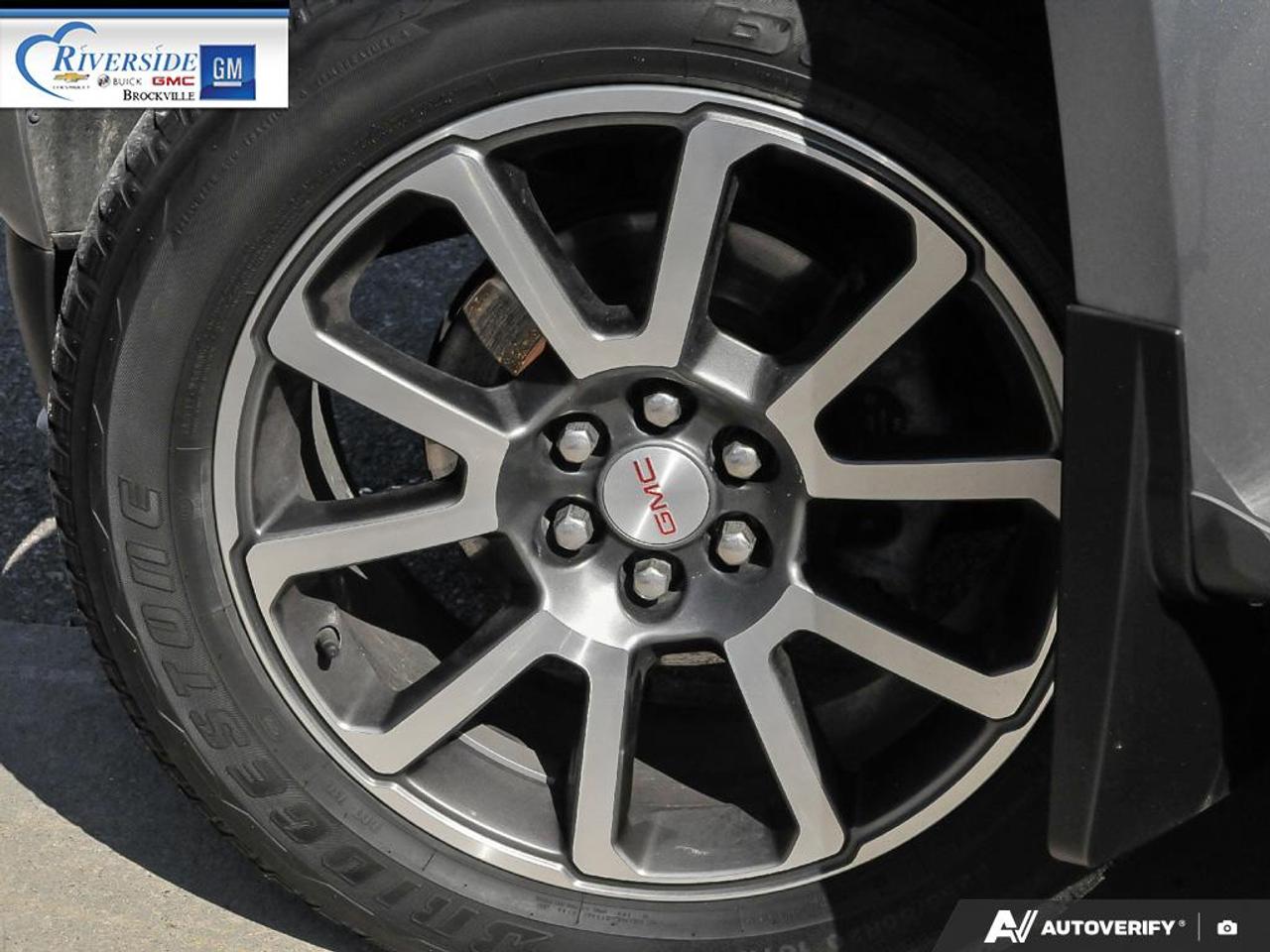 2022 GMC Canyon Denali Photo