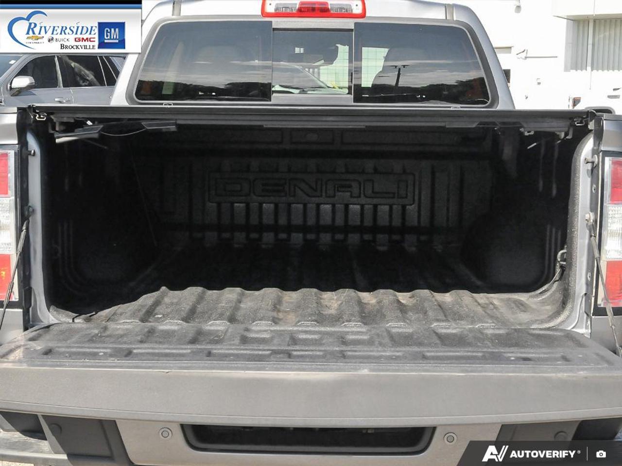 2022 GMC Canyon Denali Photo