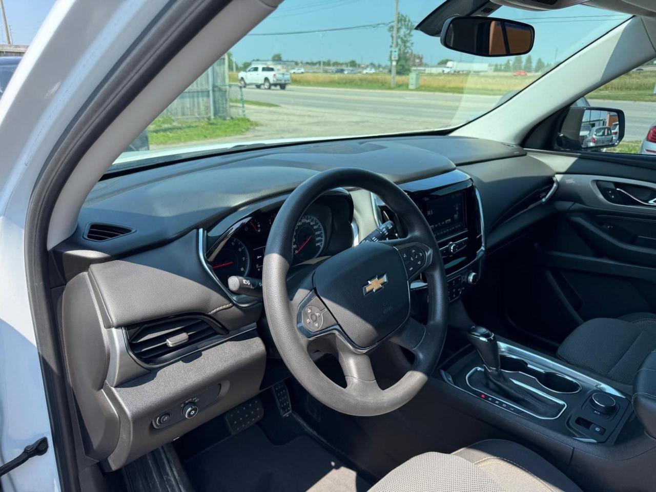 2018 Chevrolet Traverse LS, ALLOYS, CAM, ONLY 116KMS, 7 PASSENGER, CERT Photo