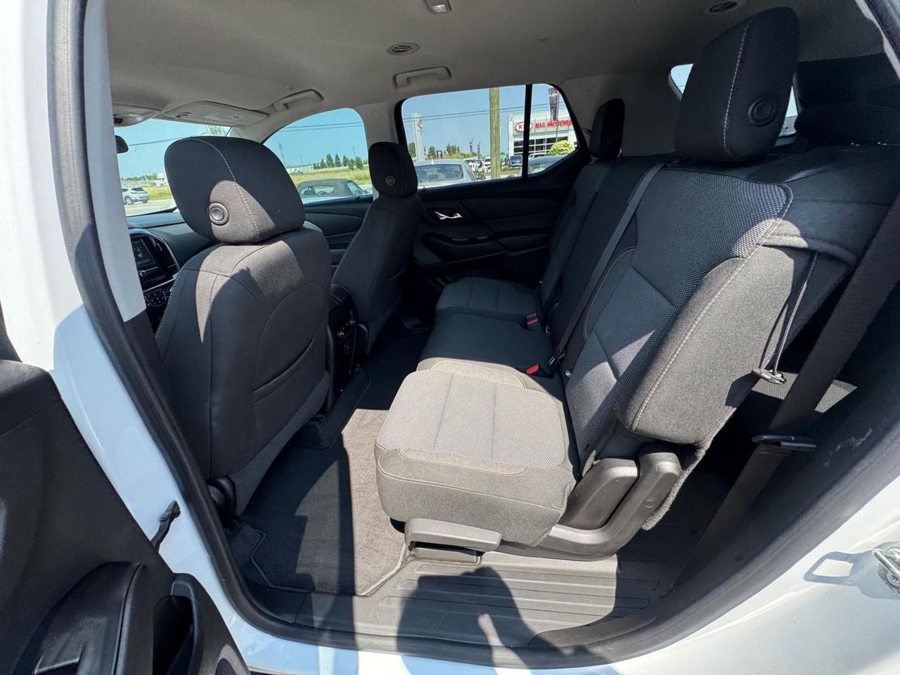 2018 Chevrolet Traverse LS, ALLOYS, CAM, ONLY 116KMS, 7 PASSENGER, CERT Photo
