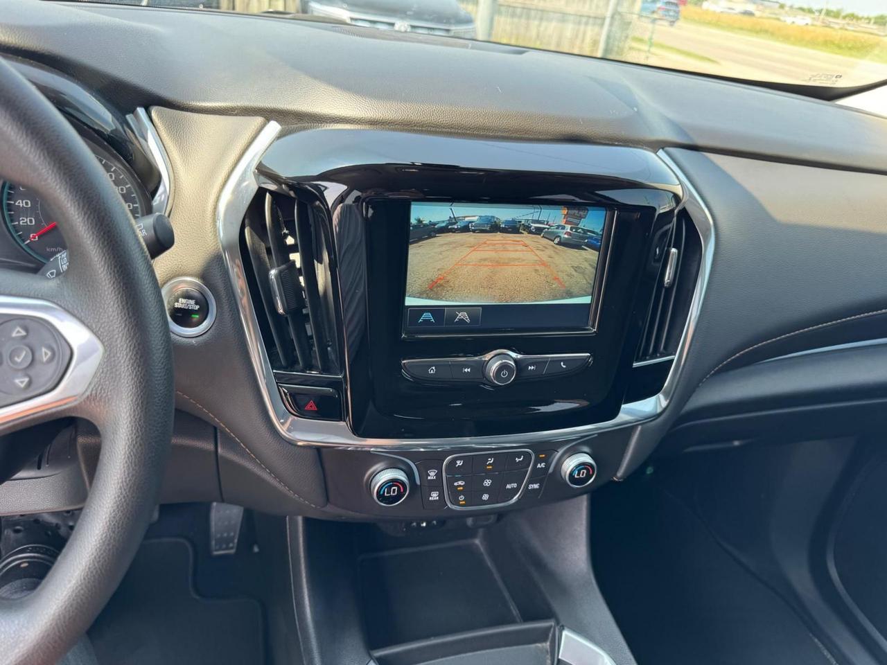 2018 Chevrolet Traverse LS, ALLOYS, CAM, ONLY 116KMS, 7 PASSENGER, CERT Photo