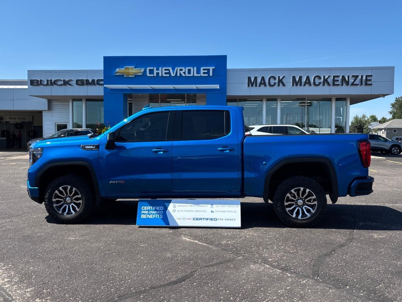 2022 GMC Sierra 1500 AT4 Used 2022 5 Passenger Diesel Powered Crew Cab 4X4 Truck with Heated and Ventilated Front Seats, Heated Steering Wheel, Adaptive Cruise Control, Power Sunroof and a 13.4 Diagonal Touchscreen Radio with Photo3