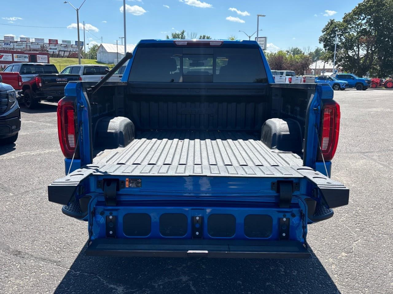 2022 GMC Sierra 1500 AT4 Used 2022 5 Passenger Diesel Powered Crew Cab 4X4 Truck with Heated and Ventilated Front Seats, Heated Steering Wheel, Adaptive Cruise Control, Power Sunroof and a 13.4 Diagonal Touchscreen Radio with Photo