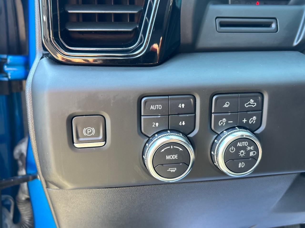 2022 GMC Sierra 1500 AT4 Used 2022 5 Passenger Diesel Powered Crew Cab 4X4 Truck with Heated and Ventilated Front Seats, Heated Steering Wheel, Adaptive Cruise Control, Power Sunroof and a 13.4 Diagonal Touchscreen Radio with Photo