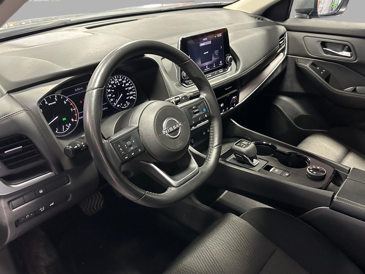 2024 Nissan Rogue SV MOONROOF | CLEAN CARFAX | AWD | LEATHER | ALLOY Photo