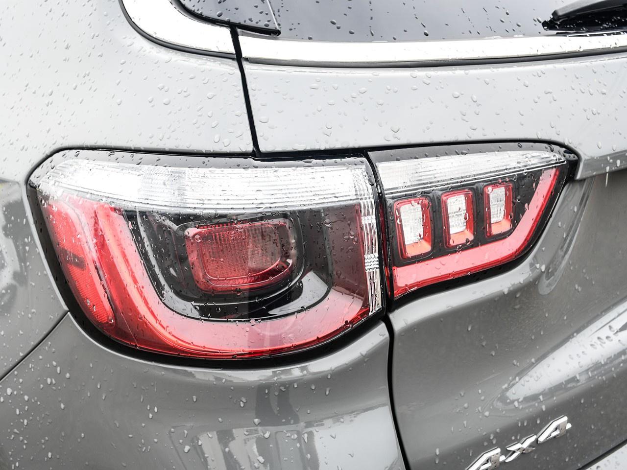 2021 Jeep Compass Limited 4X4 Photo