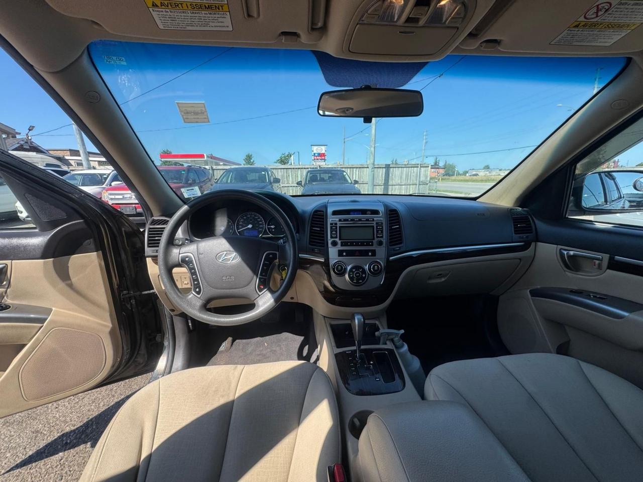 2011 Hyundai Santa Fe GL Premium, WELL MAINTAINED, NO ACCIDENTS, 4 CYL Photo