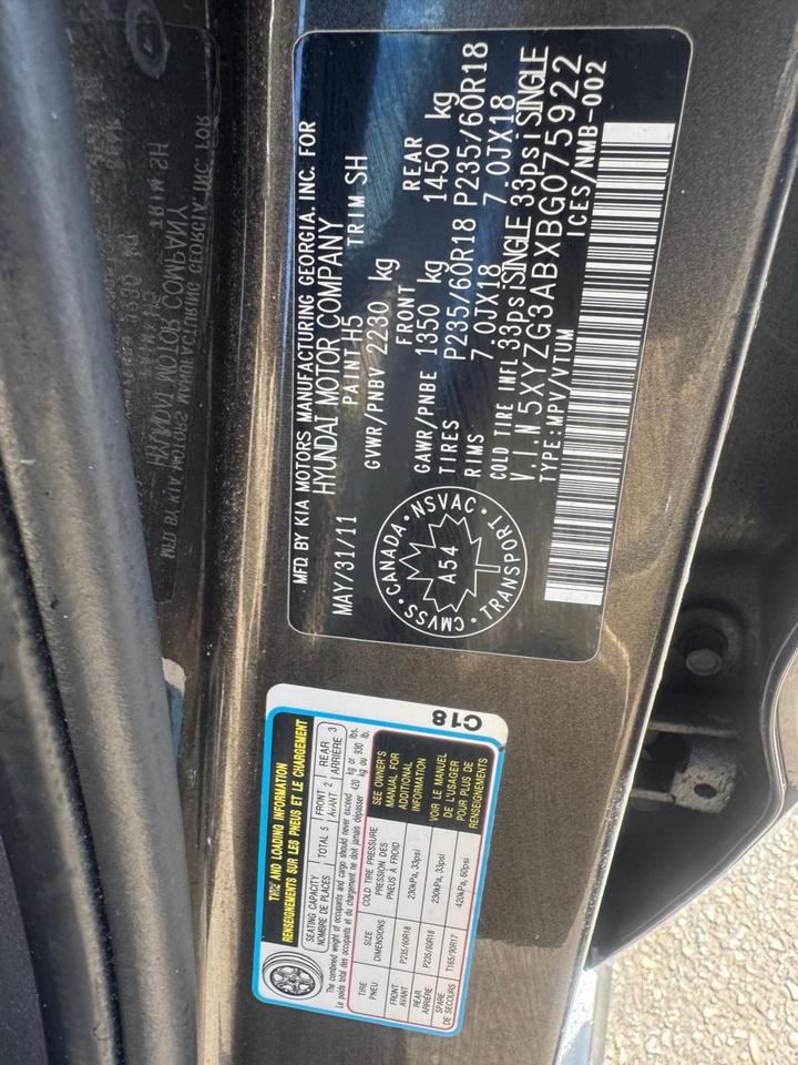 2011 Hyundai Santa Fe GL Premium, WELL MAINTAINED, NO ACCIDENTS, 4 CYL Photo