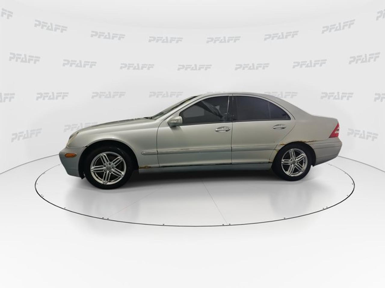 2003 Mercedes-Benz C-Class C320 Photo