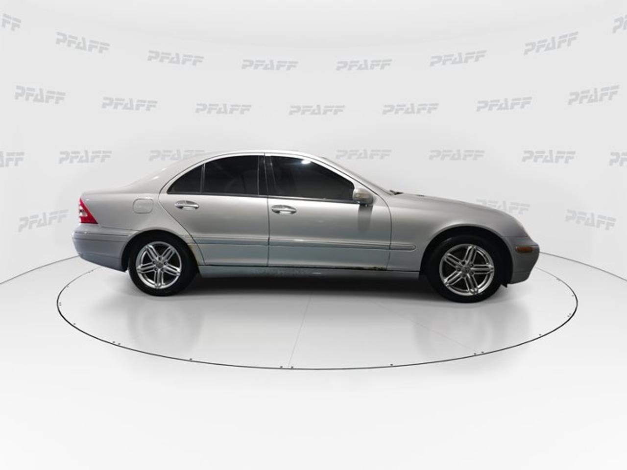 2003 Mercedes-Benz C-Class C320 Photo