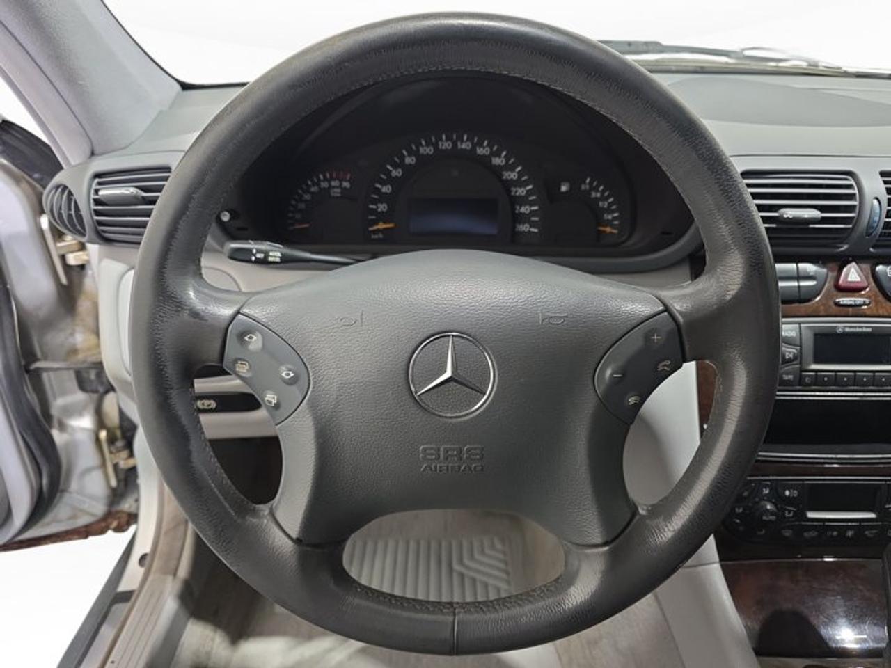 2003 Mercedes-Benz C-Class C320 Photo