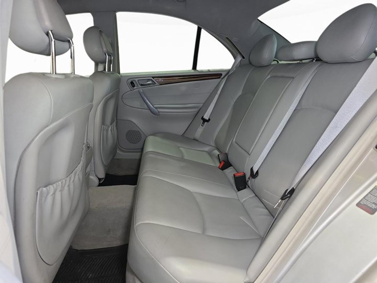 2003 Mercedes-Benz C-Class C320 Photo